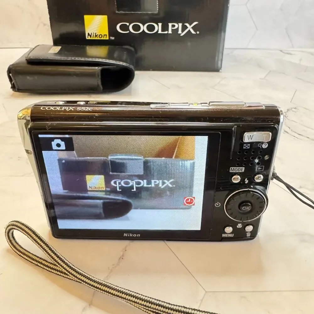 Nikon Coolpix S52C 9MP Digital Camera Complete in Box Charger Case Cords in EUC
